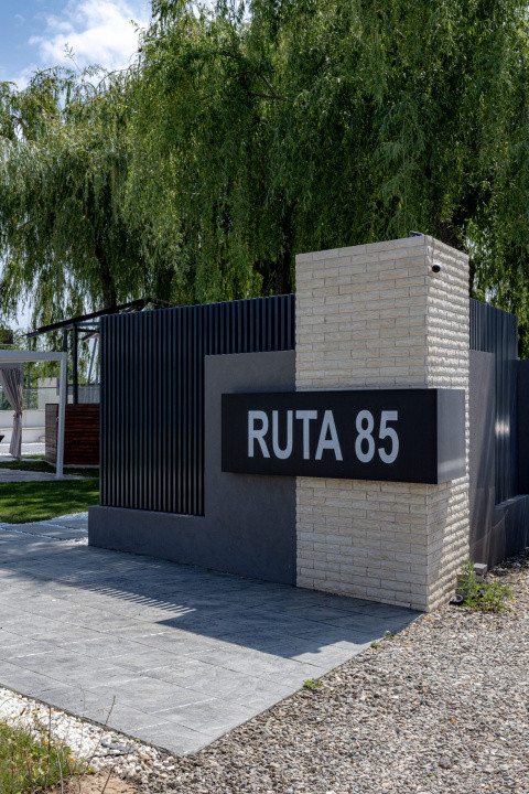 RUTA 85 - unbelievable lifestyle!