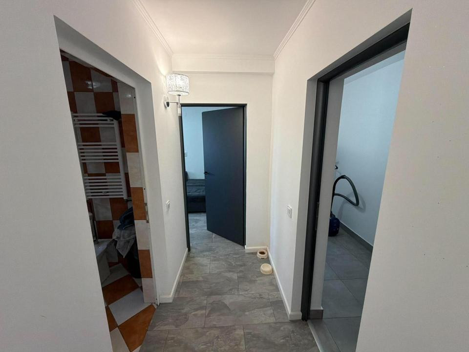Apartament cu 3 camere la casa in Miroslava langa notariat Iulia Paduraru