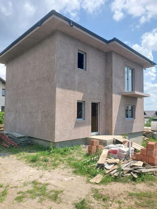 Casă Valea Adâncă semisingle, 4 camere, 2 bai