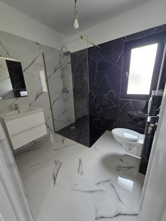 Casă Valea Adâncă 4 camere, 2 băi