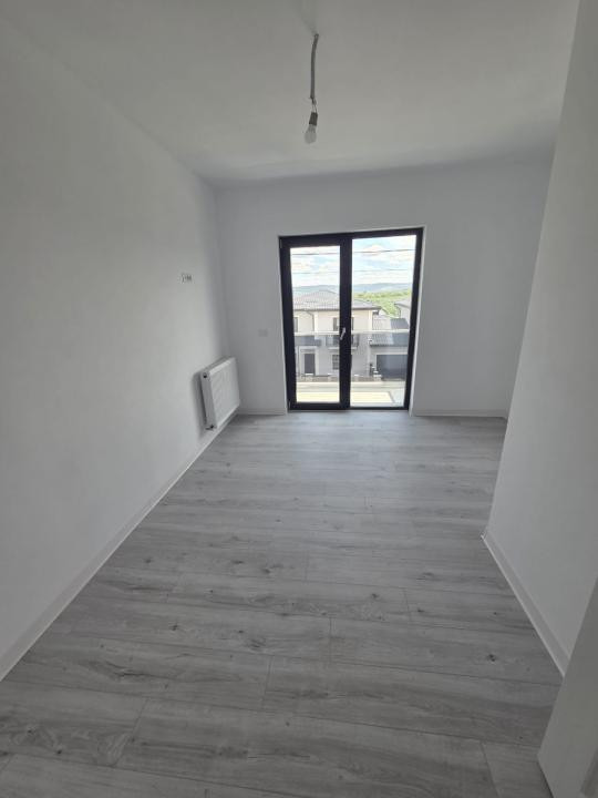 Casă Valea Adâncă 4 camere, 2 băi