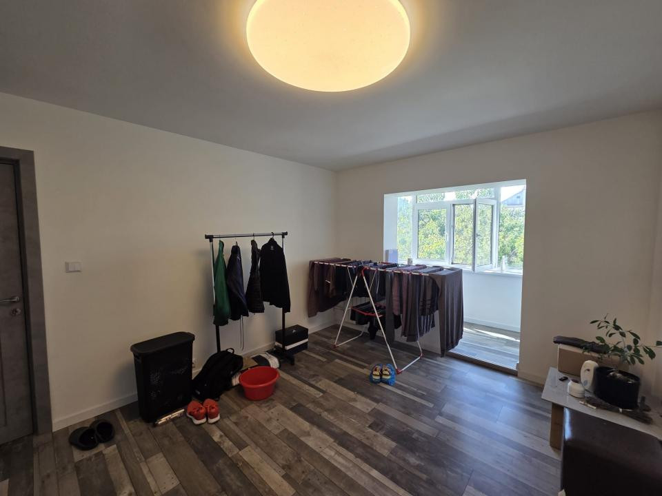 2 camere sos Nicolina, et.2, loc de parcare