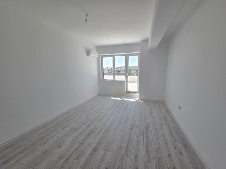 1-3 camere sos Iași-Voinești, lift