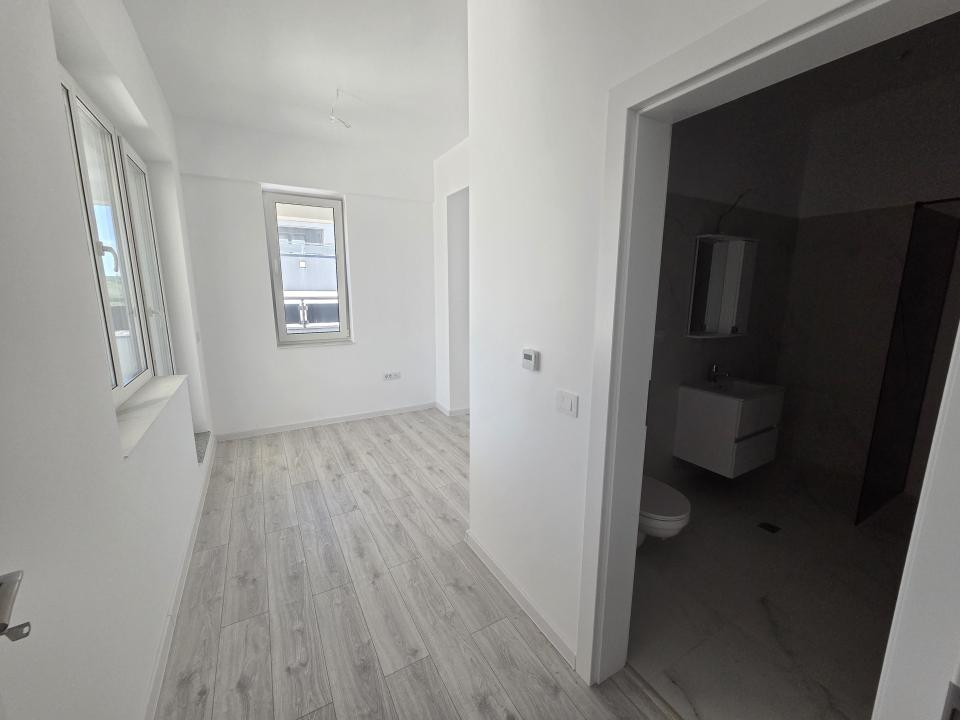 1-3 camere sos Iași-Voinești, lift