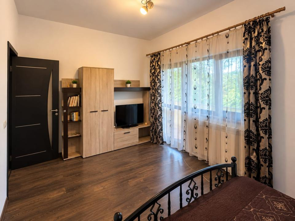 Casă de închiriat – 150 mp, , zona Nicolina, Iași | rezidential sau activitati
