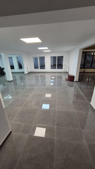 Spațiu comercial Tătărași 75mp