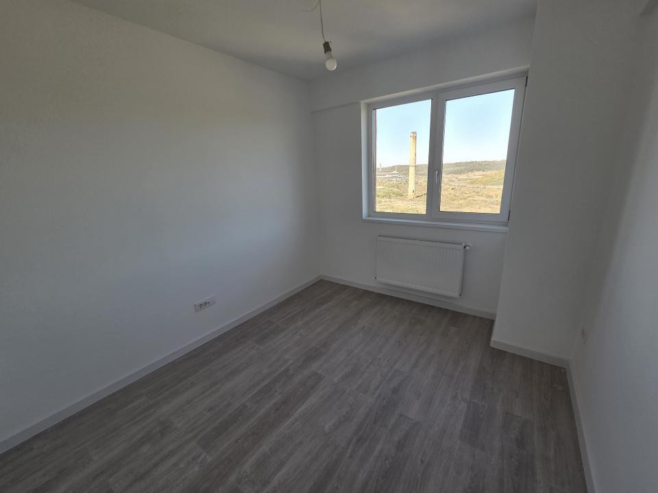 2 camere complex Vișoianu, vedere panoramică, loc de parcare