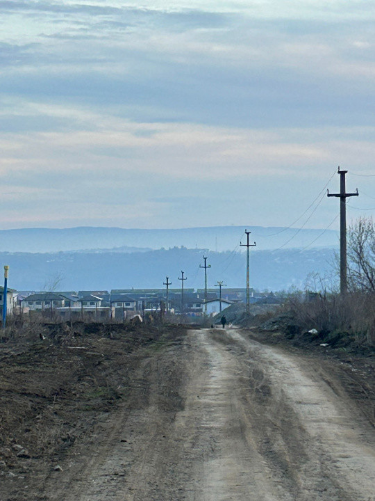 Teren 695 mp intravilan-Valea Luplui