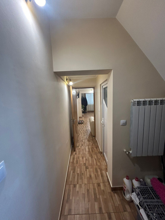 Casă elegantă, centrală – 5 camere, garaj, teren 239 mp – Iași
