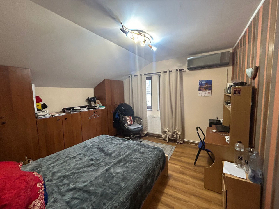 Casă elegantă, centrală – 5 camere, garaj, teren 239 mp – Iași