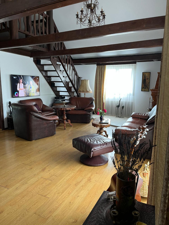Casa de vanzare in Copou | la doar 750 m de UMF / Târgu Cucu | 240 mp S.U.
