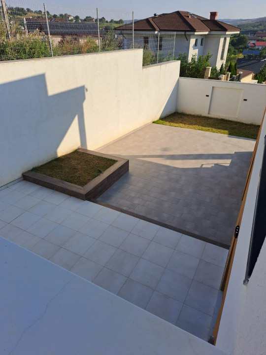 Casă elegantă de vânzare în Sorogari, Iași – 240 mp utili, 600 mp teren, mobilat