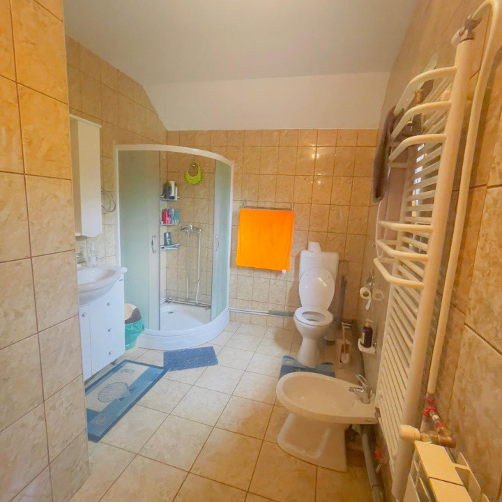 Casa de inchiriat | 2000 mp teren  | Barnova 