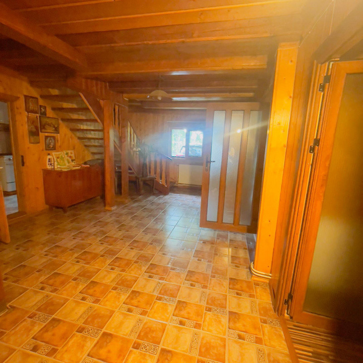 Casa de inchiriat | 2000 mp teren  | Barnova 