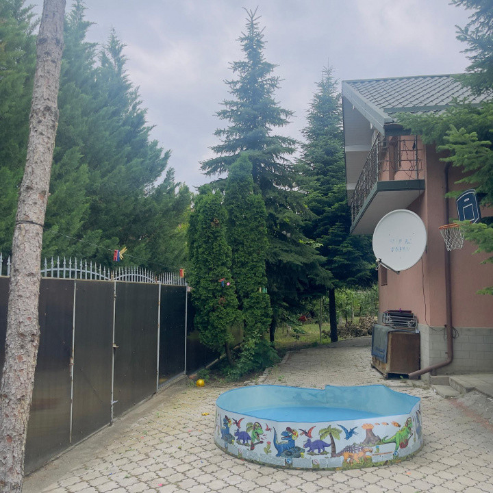 Casa de inchiriat | 2000 mp teren  | Barnova 