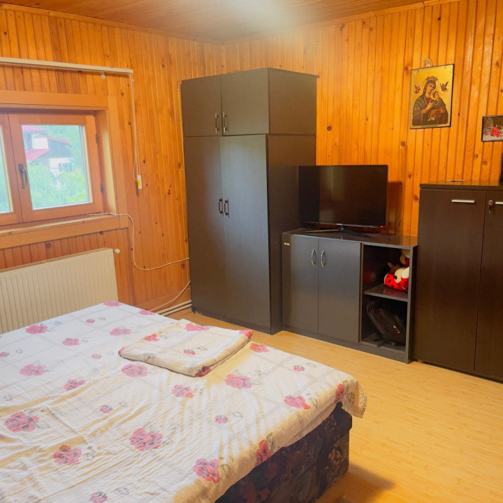 Casa de inchiriat | 2000 mp teren  | Barnova 