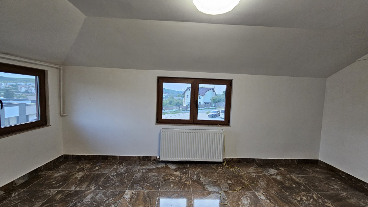 Apartament spațios în vilă, Bucium – Plopii fără Soț Preț: 115.000 €– Comision 0