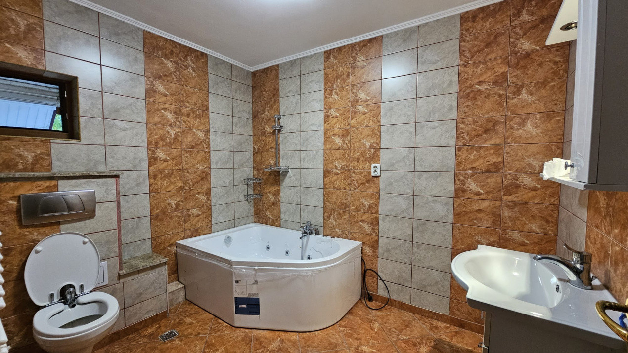 Apartament spațios în vilă, Bucium – Plopii fără Soț Preț: 115.000 €– Comision 0