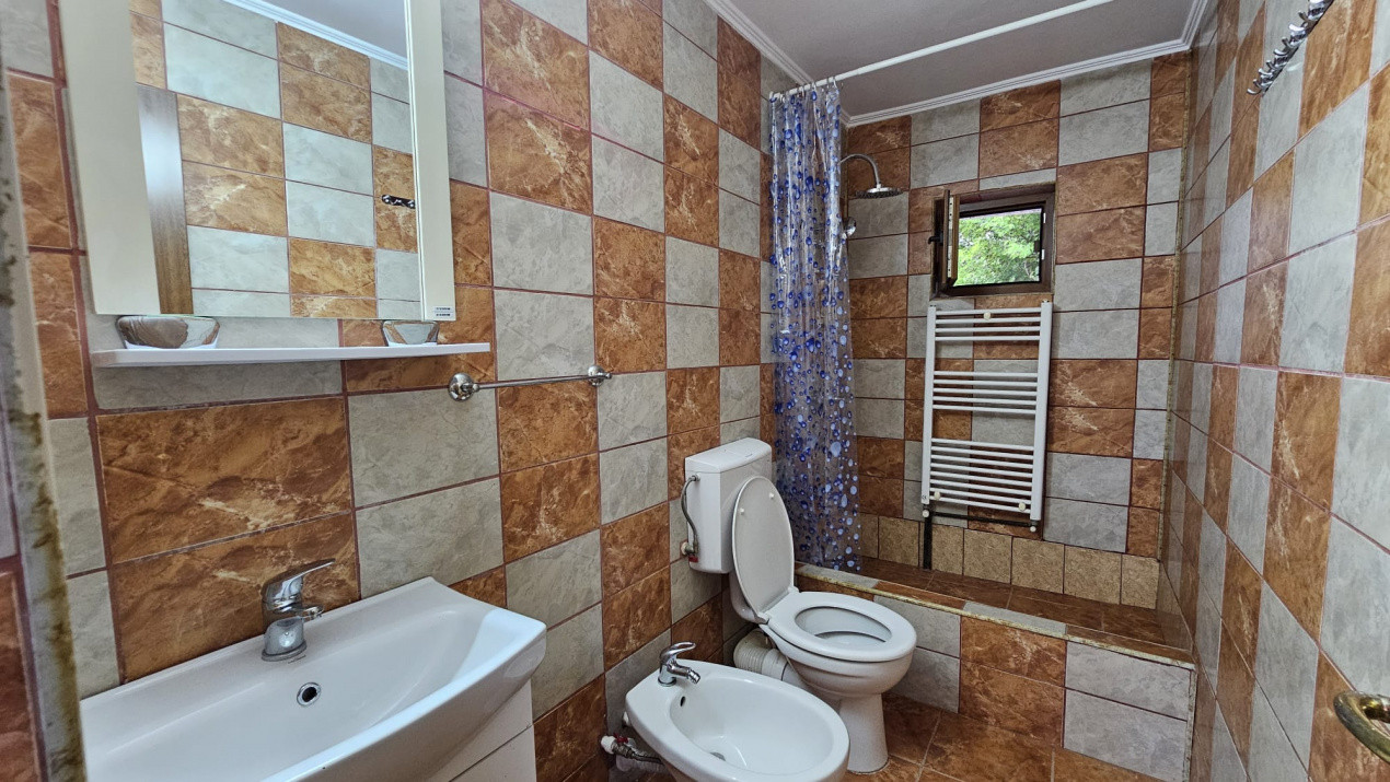 Apartament spațios în vilă, Bucium – Plopii fără Soț Preț: 115.000 €– Comision 0