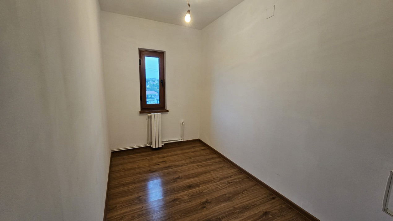 Apartament spațios în vilă, Bucium – Plopii fără Soț Preț: 115.000 €– Comision 0