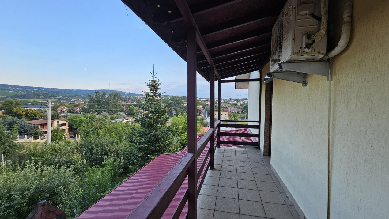 Apartament spațios în vilă, Bucium – Plopii fără Soț Preț: 115.000 €– Comision 0