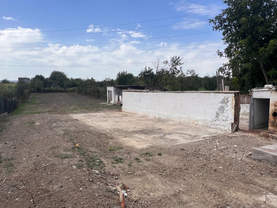 Teren + construcție, Ciurbești – Miroslava 