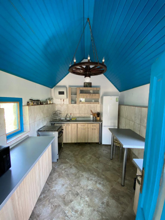 Casă de vacanță + foișor + anexe Caraormani Tulcea