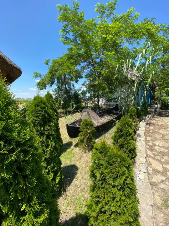 Casă de vacanță + foișor + anexe Caraormani Tulcea