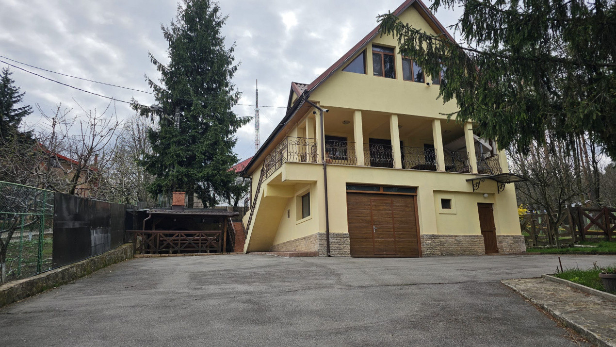 Casa de vanzare in padure | Bucium | Cartier select, restrans 